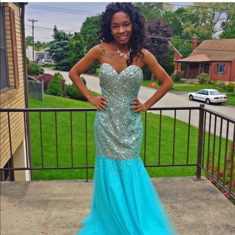 Prom dress